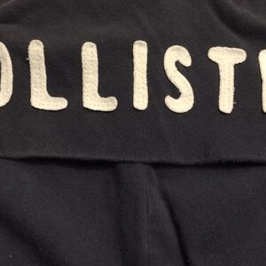 Hollister Navy blue knit capri pants